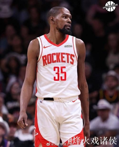 范弗利特揭晓播客首期嘉宾：杜兰特同台亮相